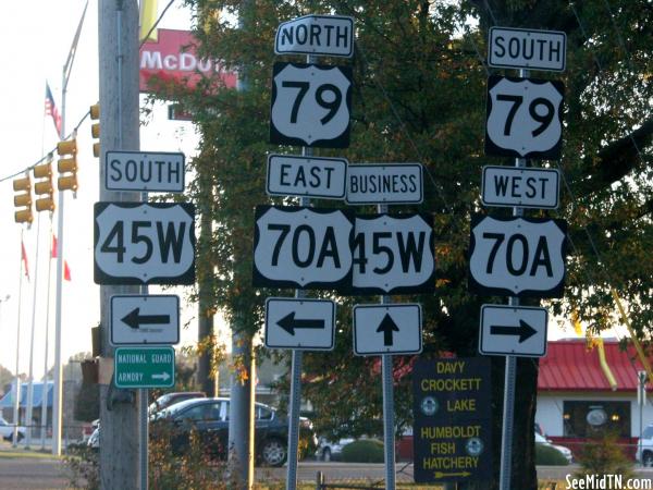 Humboldt Road Signs