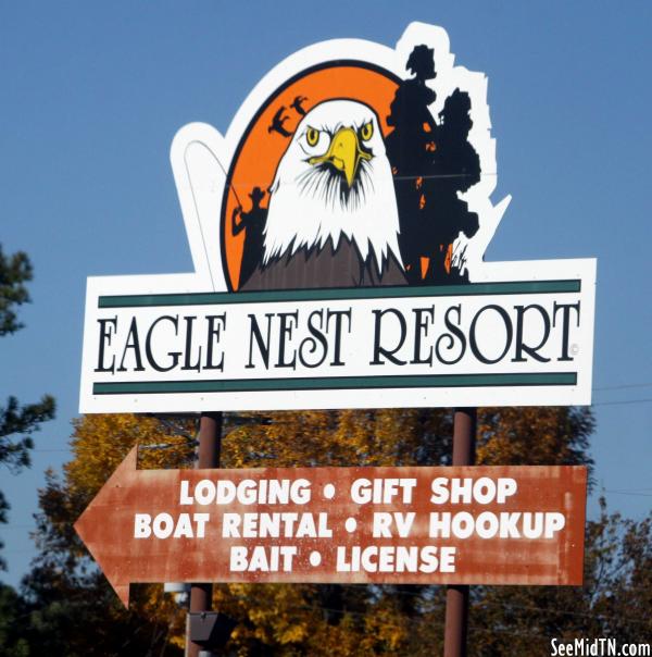 Eagle Nest Resort sign