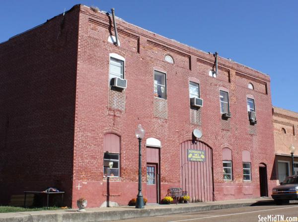 Sharon 119 E. Main St.