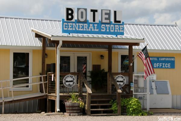 Botel General Store